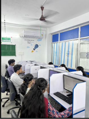 Hands-on technical training session in Coimbatore(
Kinathukadavu)